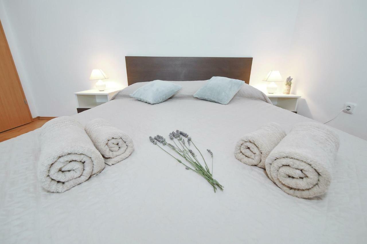 Apartments Olive Затон Экстерьер фото
